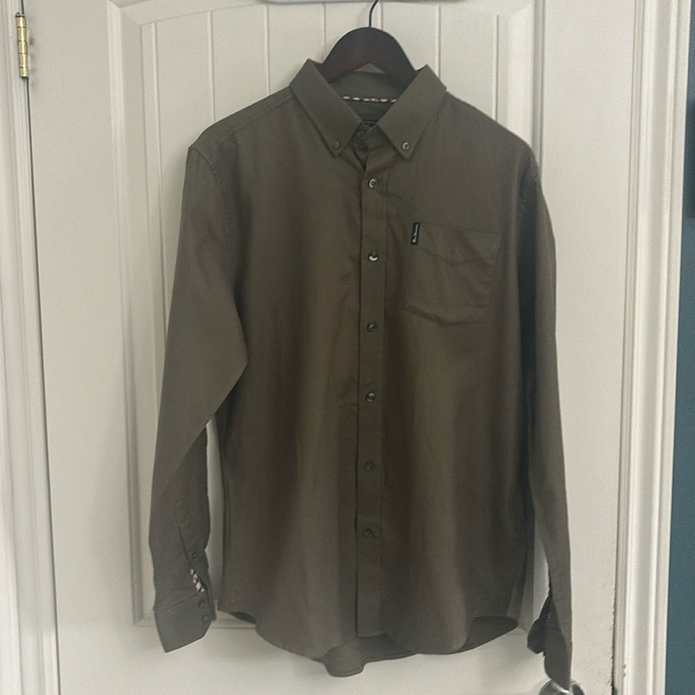 BEN SHERMAN Men’s Khaki Button Down Shirt